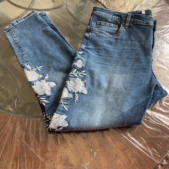 Kut from the Kloth Denim - Women’s jeans